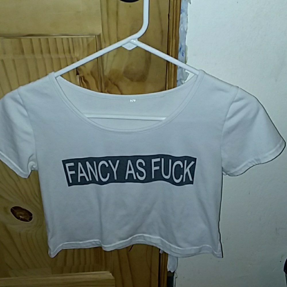 Small logo crop tee